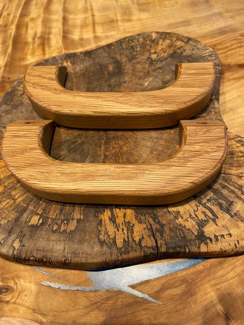 キャラバンE26 ホワイトオークアシストグリップ　Ａピラー用2点セット