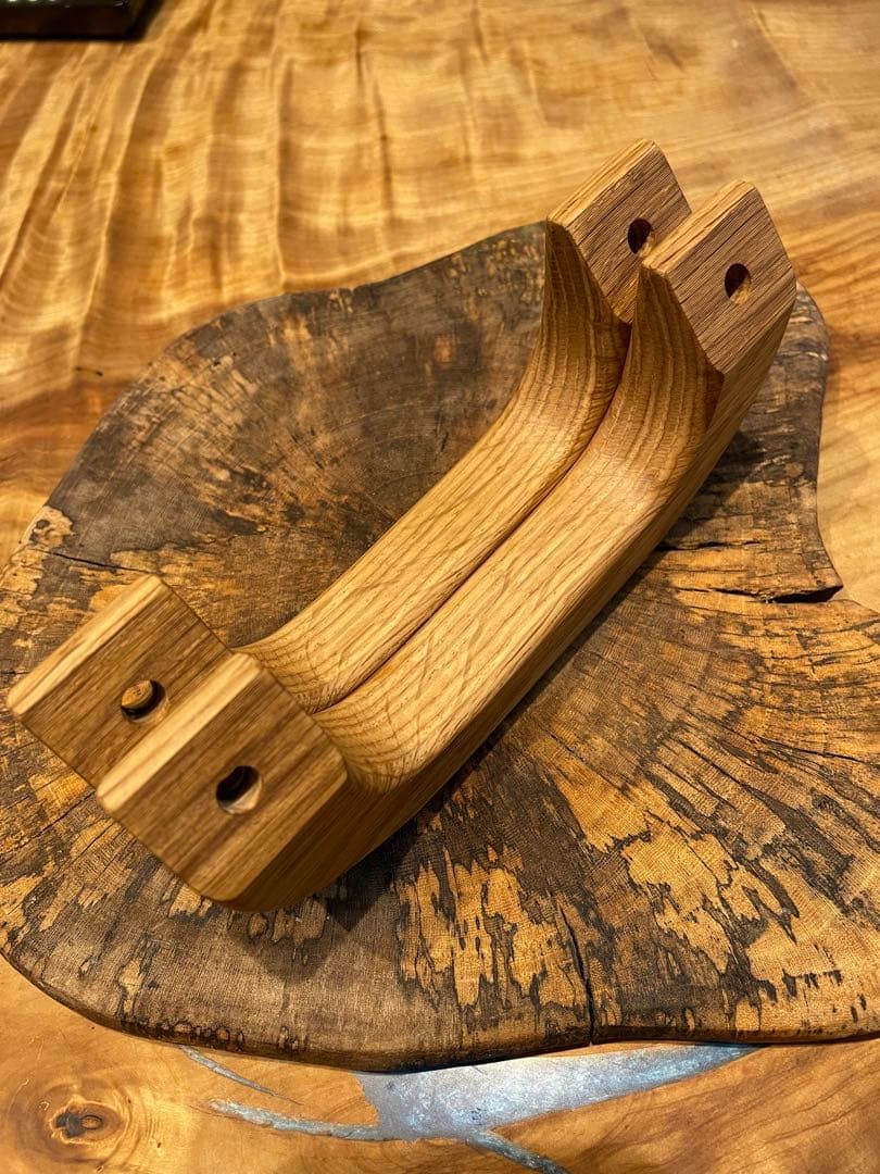 キャラバンE26 ホワイトオークアシストグリップ　Ａピラー用2点セット