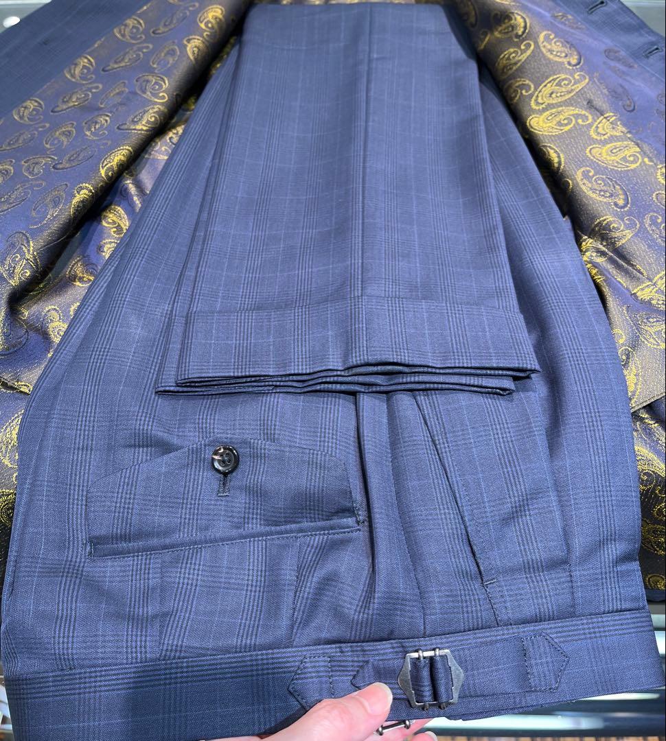 イタリア製エルメネジルドゼニア ネイビー チェック柄 三揃いスーツ