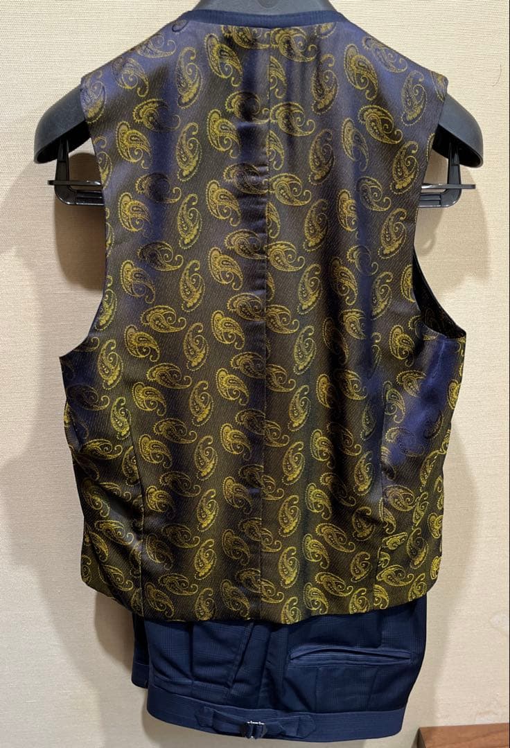 イタリア製エルメネジルドゼニア ネイビー チェック柄 三揃いスーツ