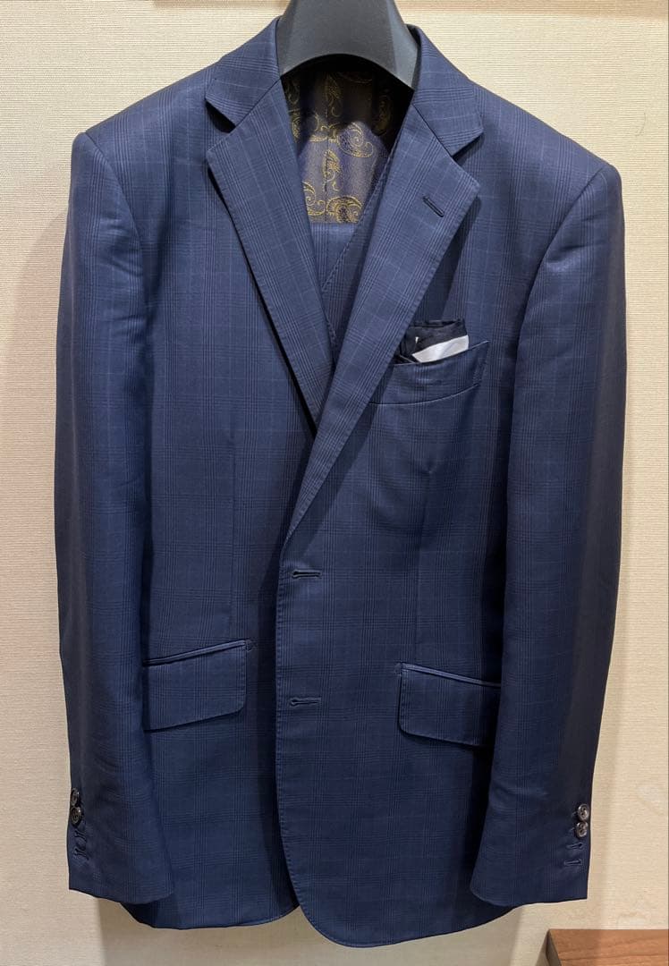 イタリア製エルメネジルドゼニア ネイビー チェック柄 三揃いスーツ
