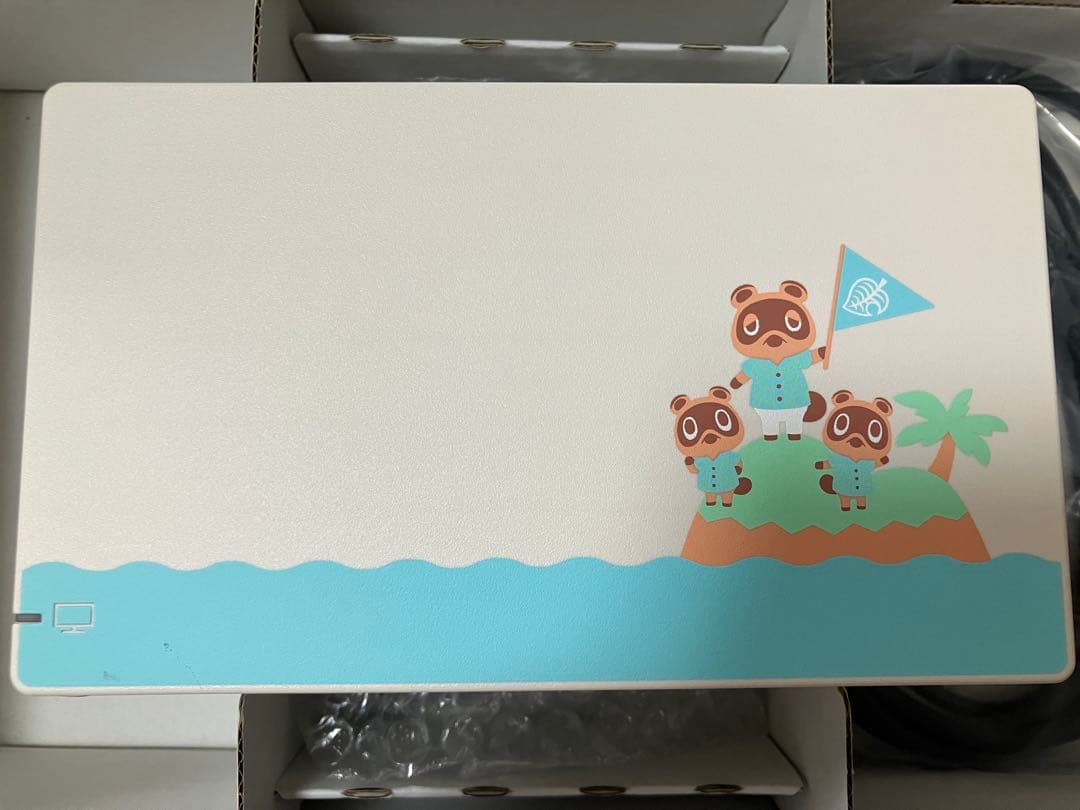 Nintendo Switch あつまれどうぶつの森デザイン、プロコントローラー