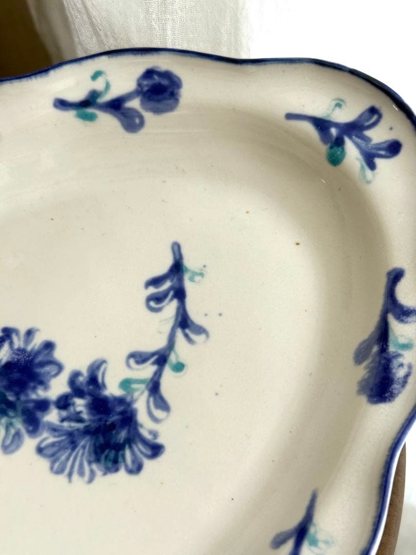 ヨシノヒトシ オーバル皿 印花二輪 未使用品