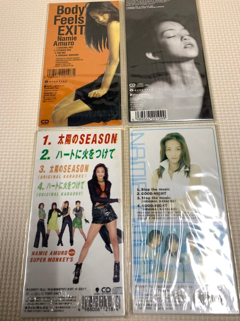 安室奈美恵　シングルCD +おまけ