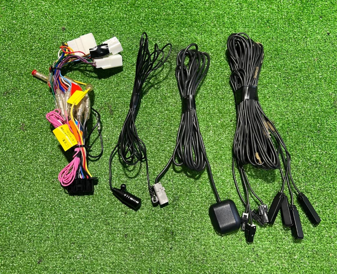 ケンウッド MDV-S708W ナビ フルセグ。地図データ2020年版。