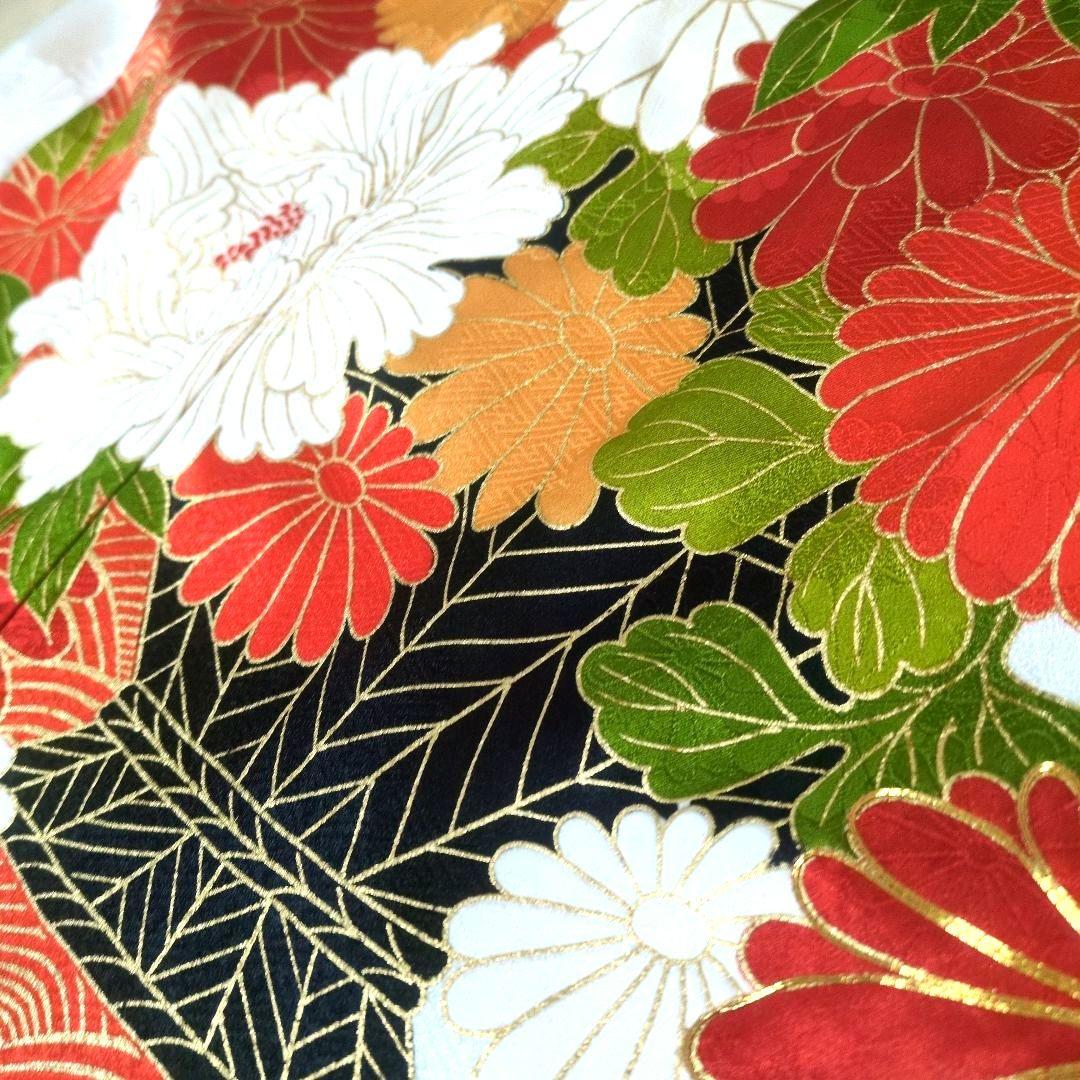 正絹 オフホワイト 牡丹、菊、梅 振袖リメイクドレス