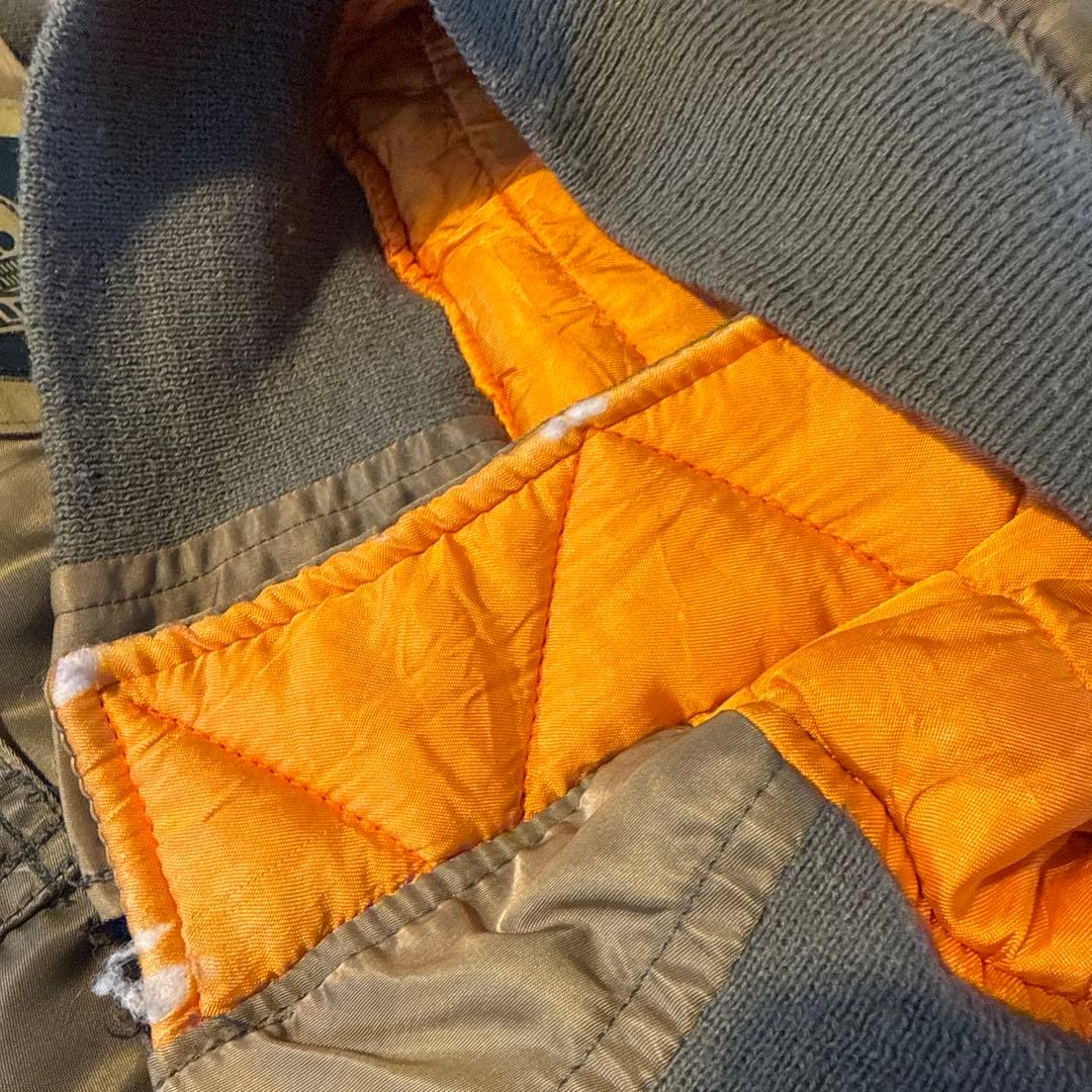 専用出品　米国製 AVIREX Ｓ M位 MA-1 MIL J 82798