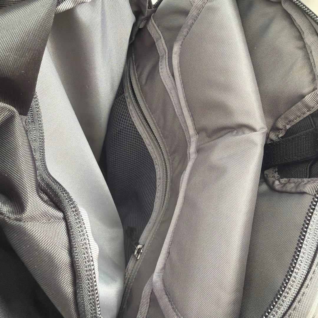 patagonia ブラック リュック　26リットル 通勤通学 PC収納可