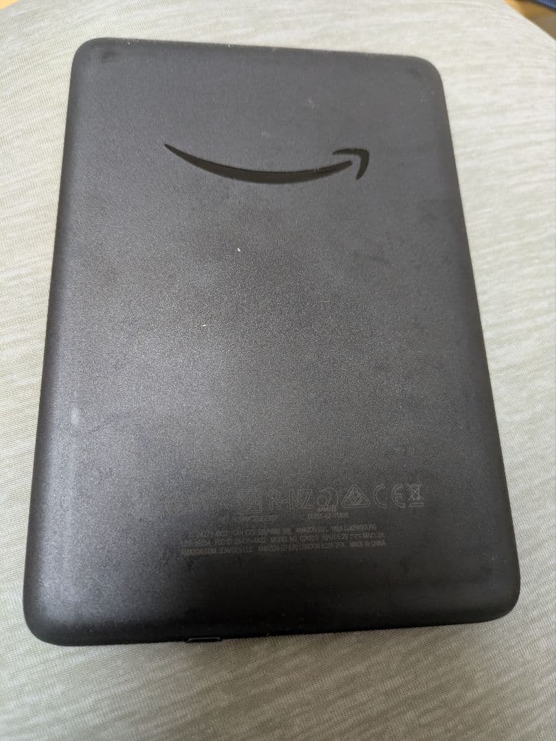 Amazon Kindle 11世代16G カバー、フィルム付き