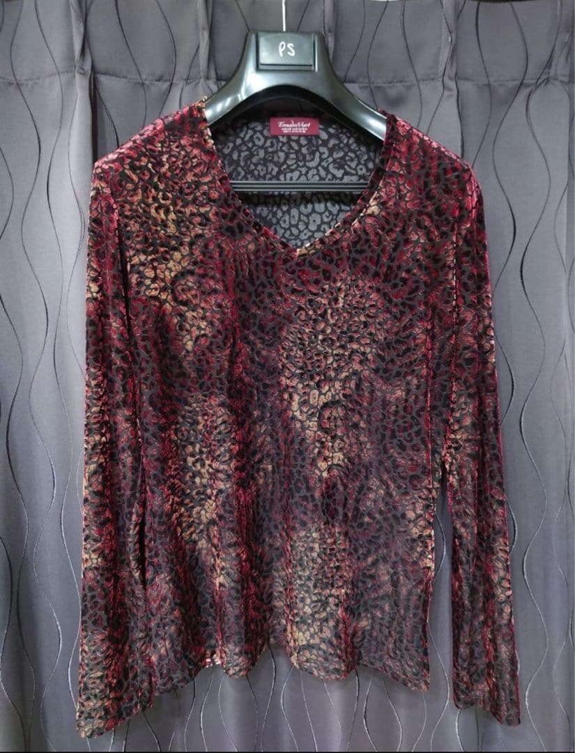 トルネードマート　ベロアレオパオパール　カットソー