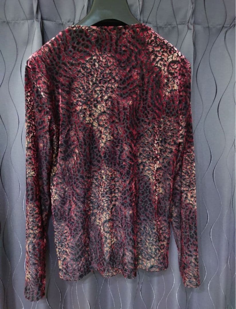 トルネードマート　ベロアレオパオパール　カットソー