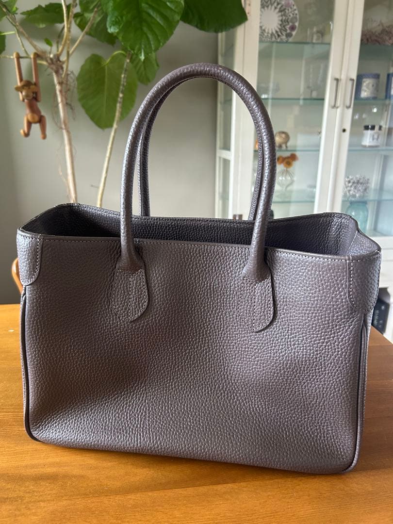 新品未使用　ADMJ グレー レザー トートバッグ　グレー