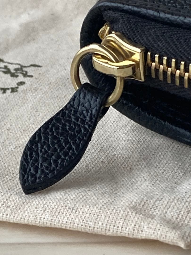 専用　イルビゾンテ IL BISONTE キルトレザー　二つ折り財布