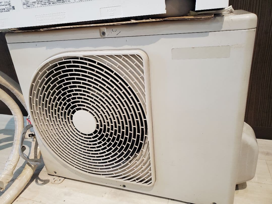 東芝　エアコン　冷暖房　RAS-F221APY 2.2kW 2019年