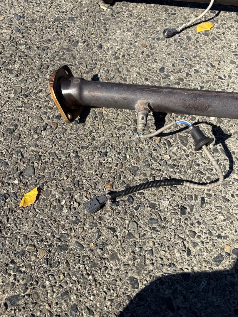 クラウン 中間マフラーのみ