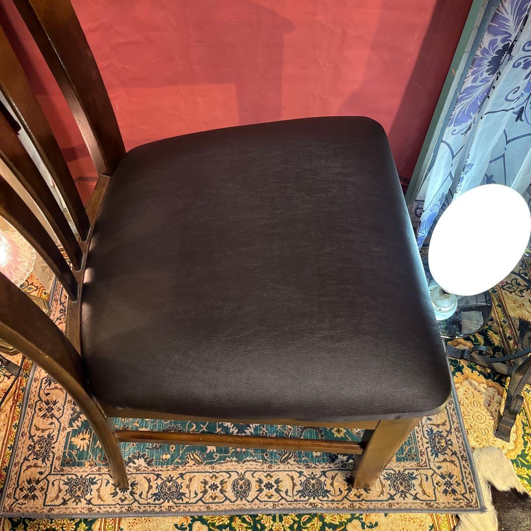 L１　カリモク　スタイリッシュモダン　チェア