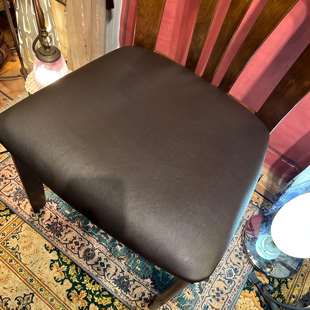 L１　カリモク　スタイリッシュモダン　チェア