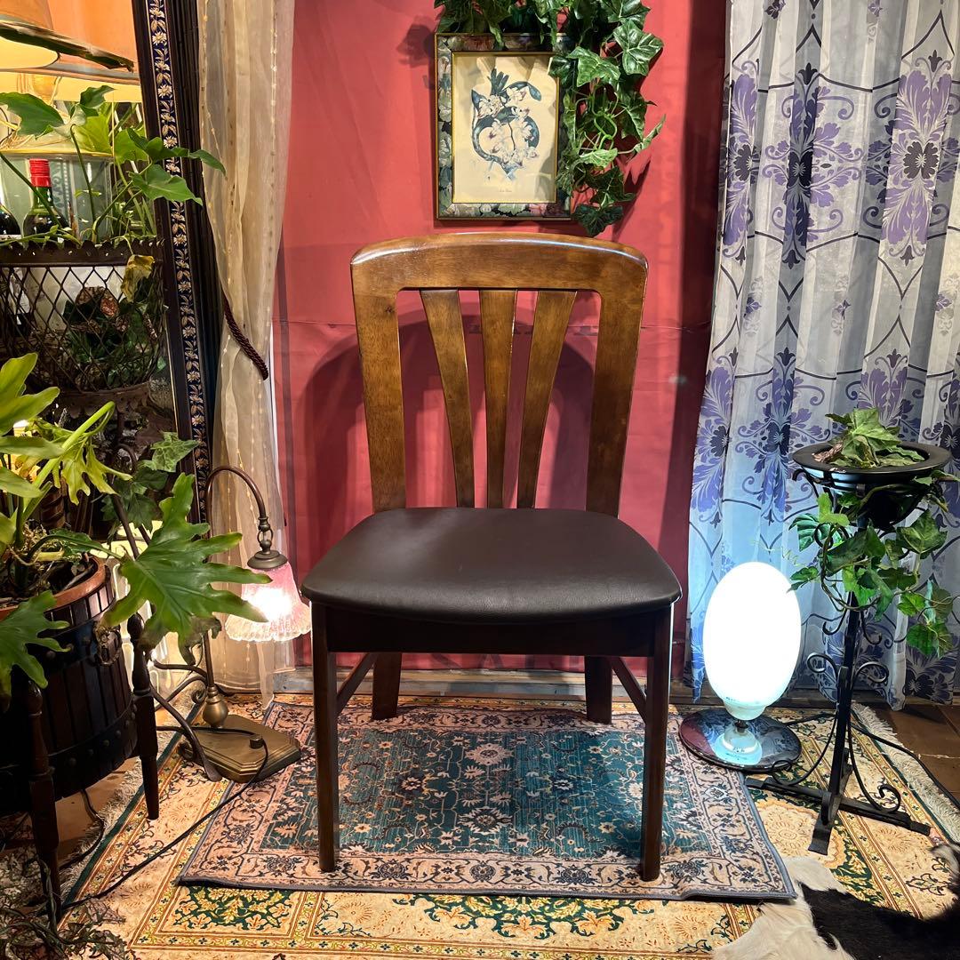 L１　カリモク　スタイリッシュモダン　チェア