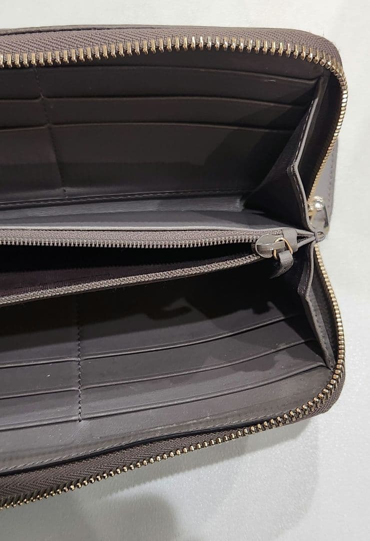 Gucci GGパターン グレー 長財布