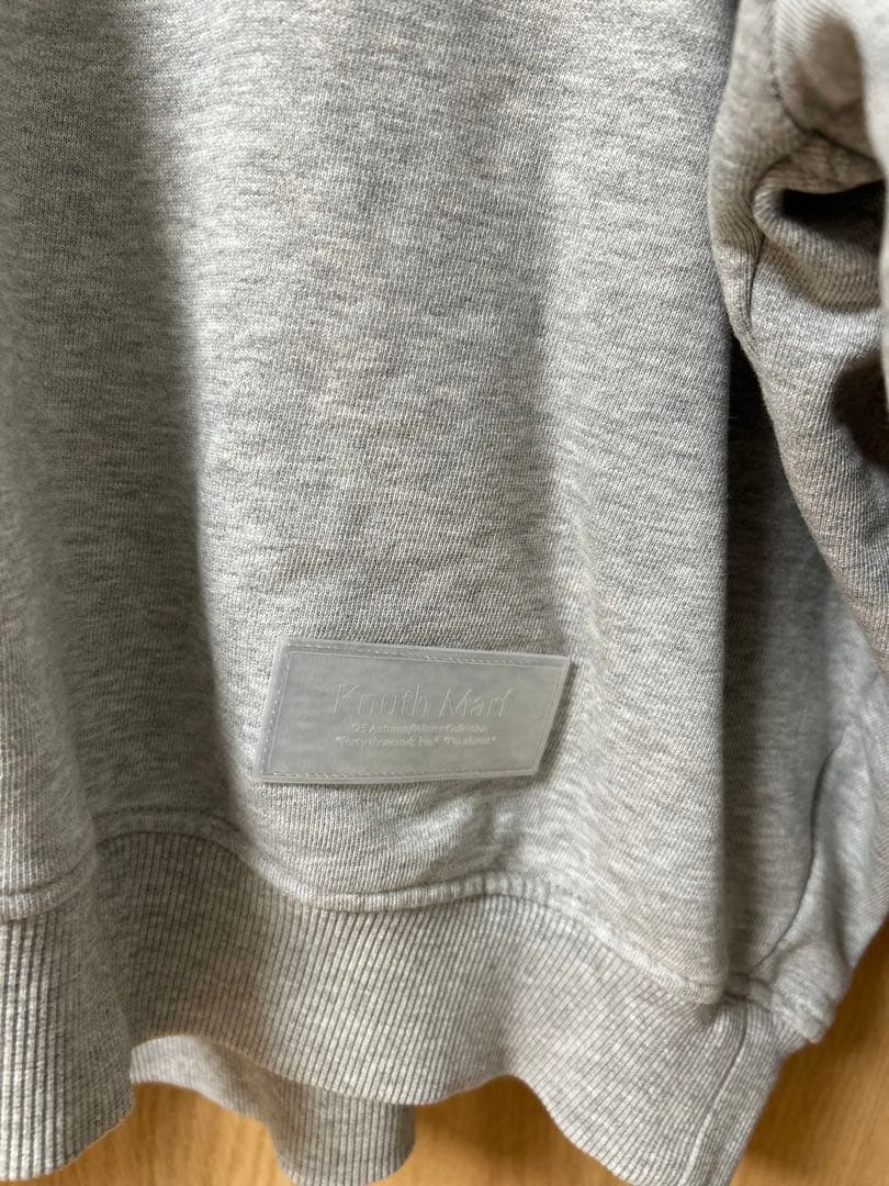 Knuth Marfトレーナー