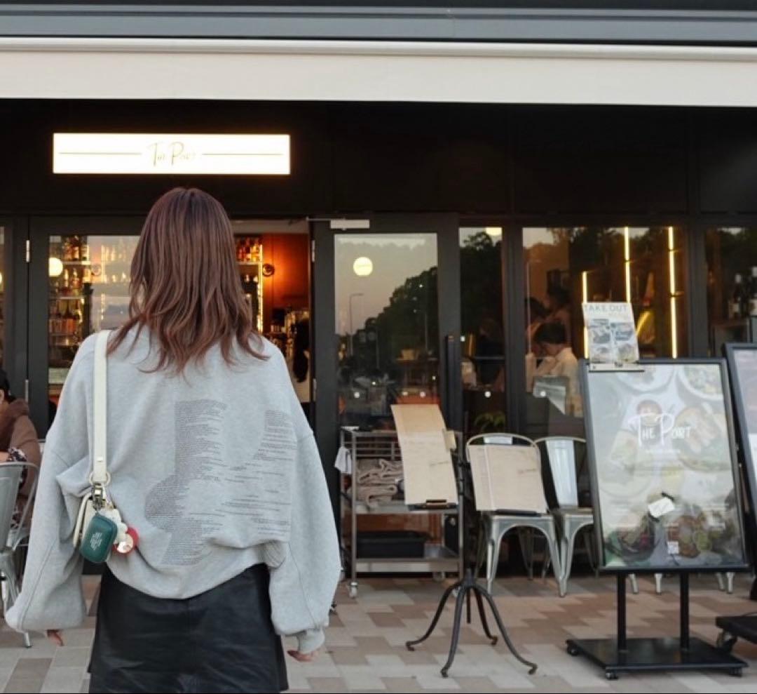 Knuth Marfトレーナー