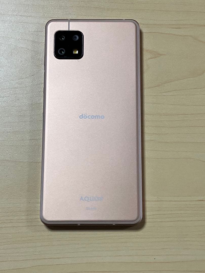 美品 AQUOS sense 6 SH-54B ドコモ SIMフリー U7