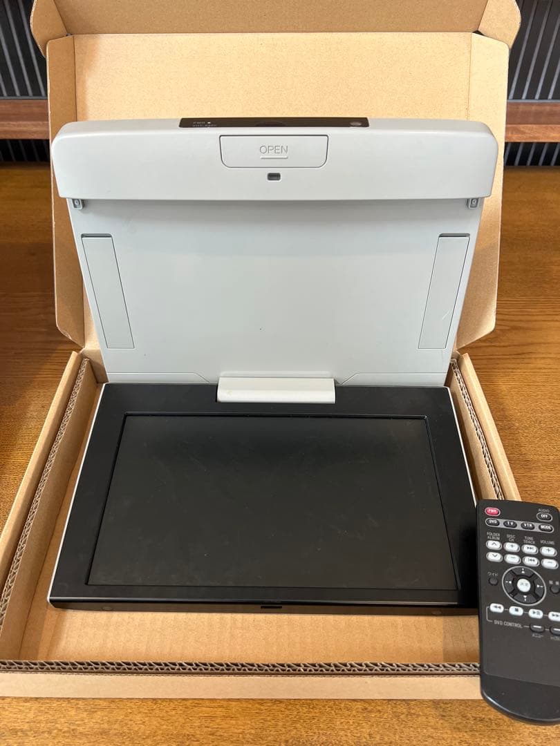 フォルツア23 　TOYOTA フリップダウンモニター　V11T-R62C