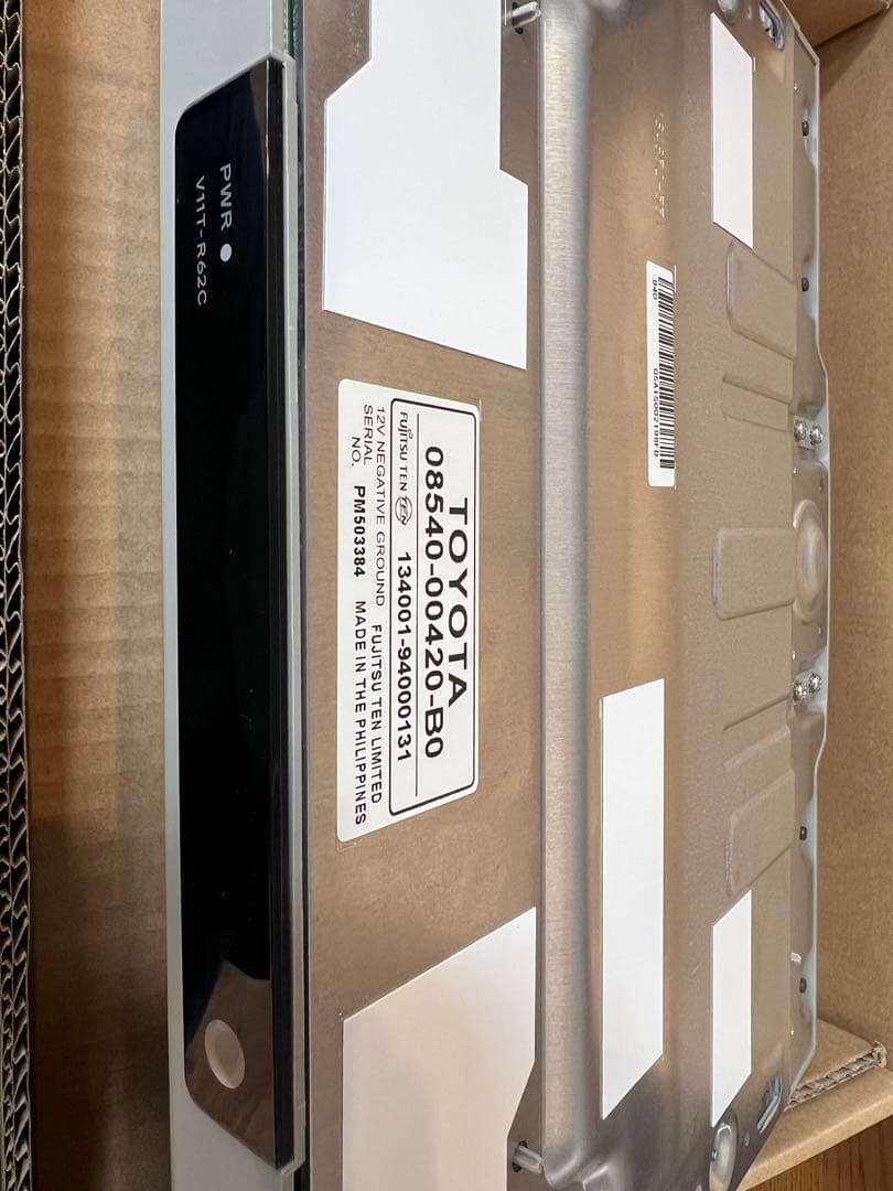 フォルツア23 　TOYOTA フリップダウンモニター　V11T-R62C