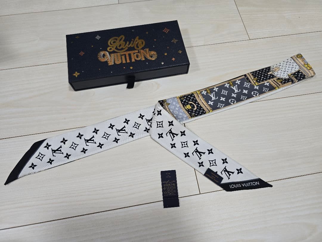 LOUIS VUITTON　ルイヴィトン　バンドーBB　レッツゴー　スカーフ