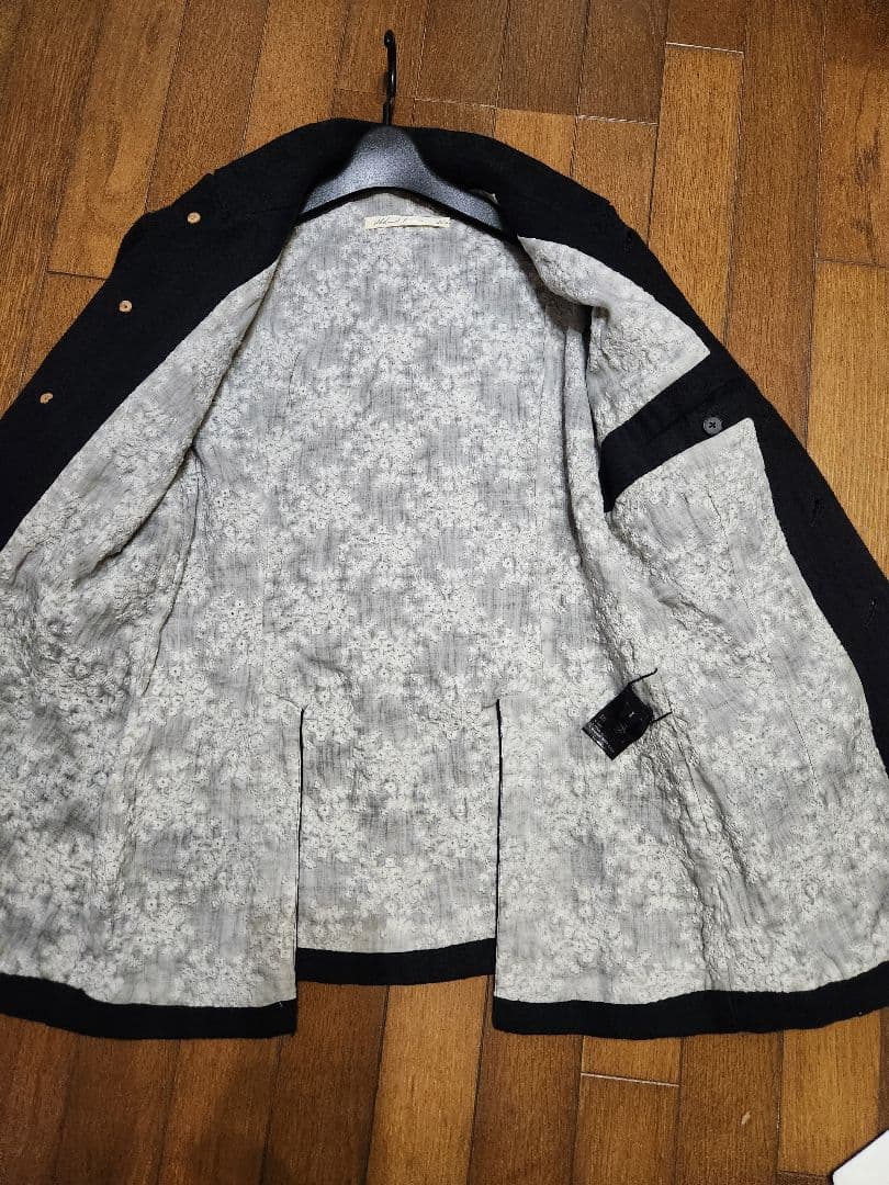 デンマーク製　黒ジャケットとサルエルパンツ セットアップ裏地刺繍　サイズ1と0