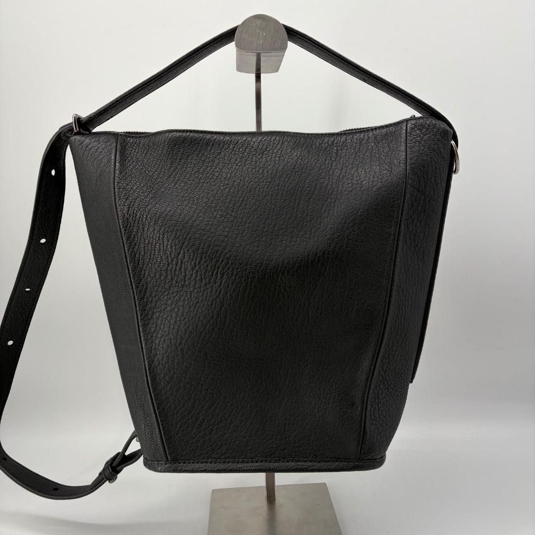 17560✨ETiAM レザー ワンショルダーバッグ ブラック 2way 肩掛け