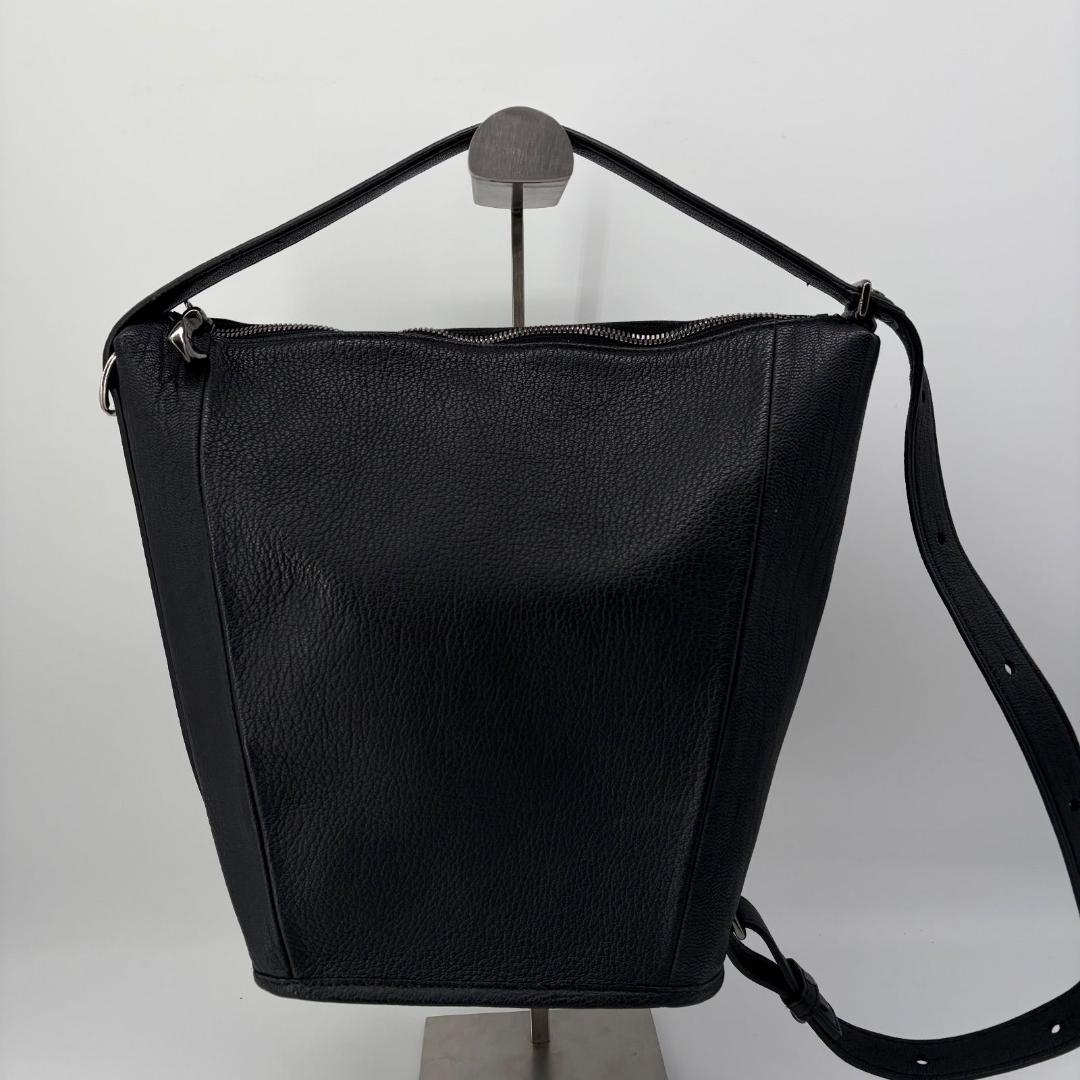 17560✨ETiAM レザー ワンショルダーバッグ ブラック 2way 肩掛け