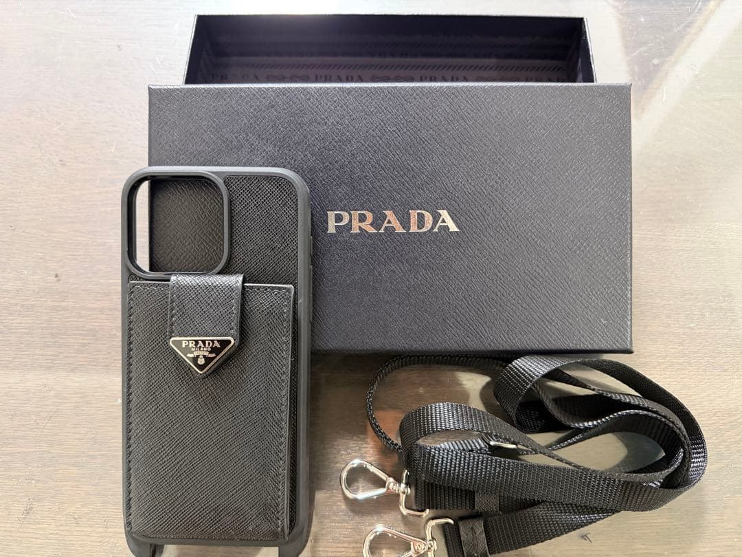 希少❣️PRADA プラダ iPhone15promax レザーケース ブラック