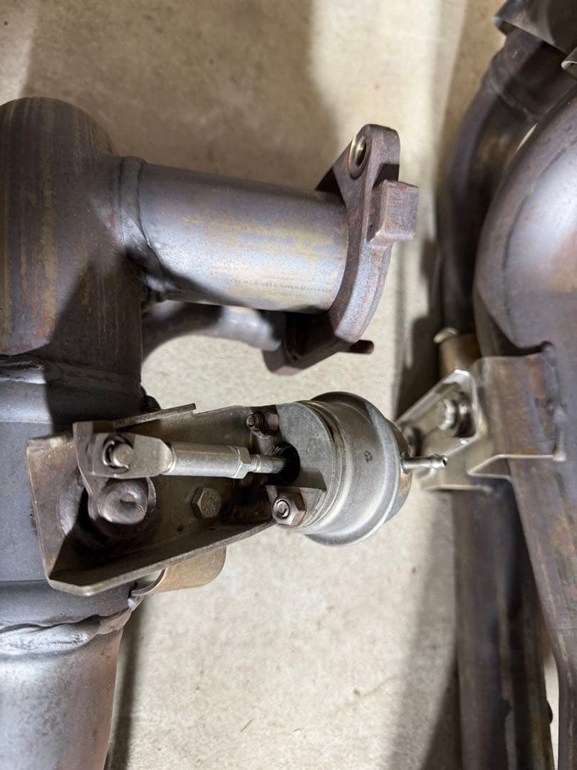 フェラーリ　F430 純正マフラーFerrari F430 一式　フルセット触媒