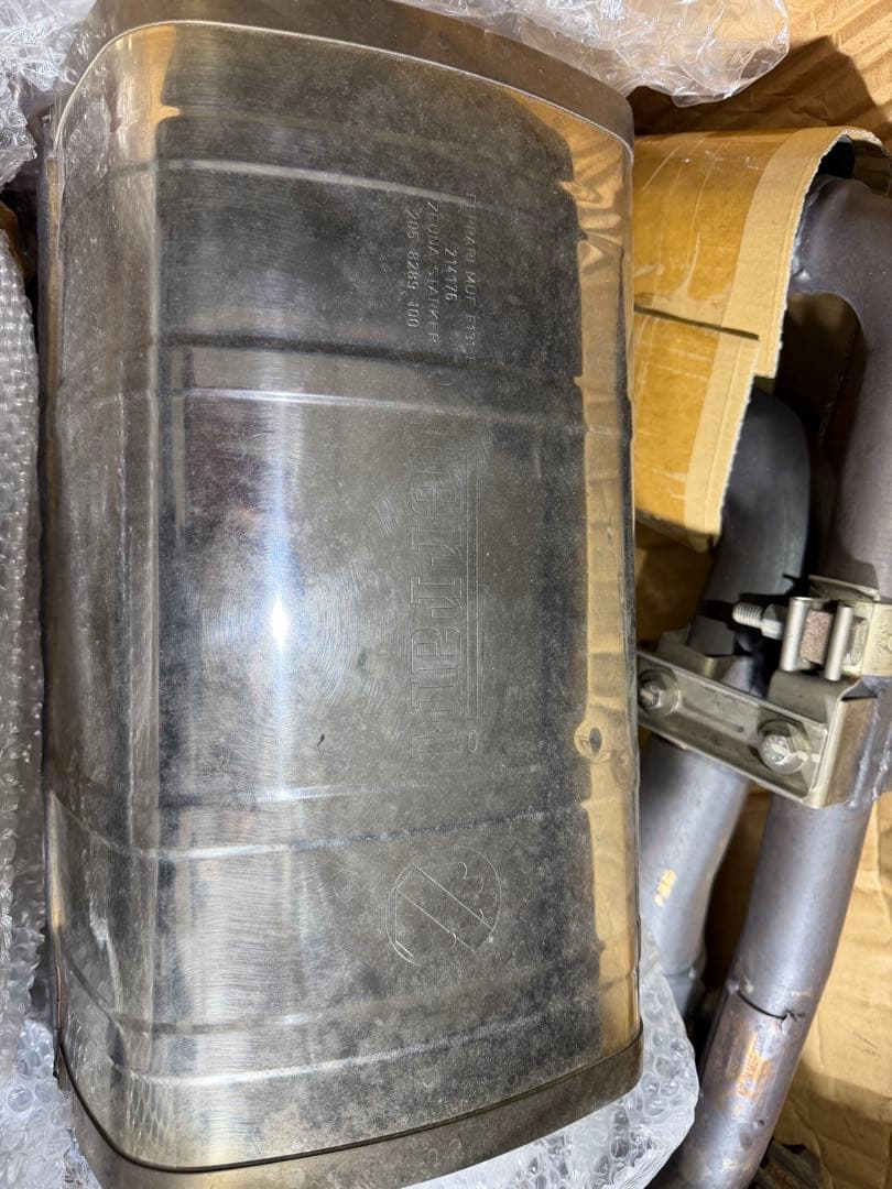 フェラーリ　F430 純正マフラーFerrari F430 一式　フルセット触媒