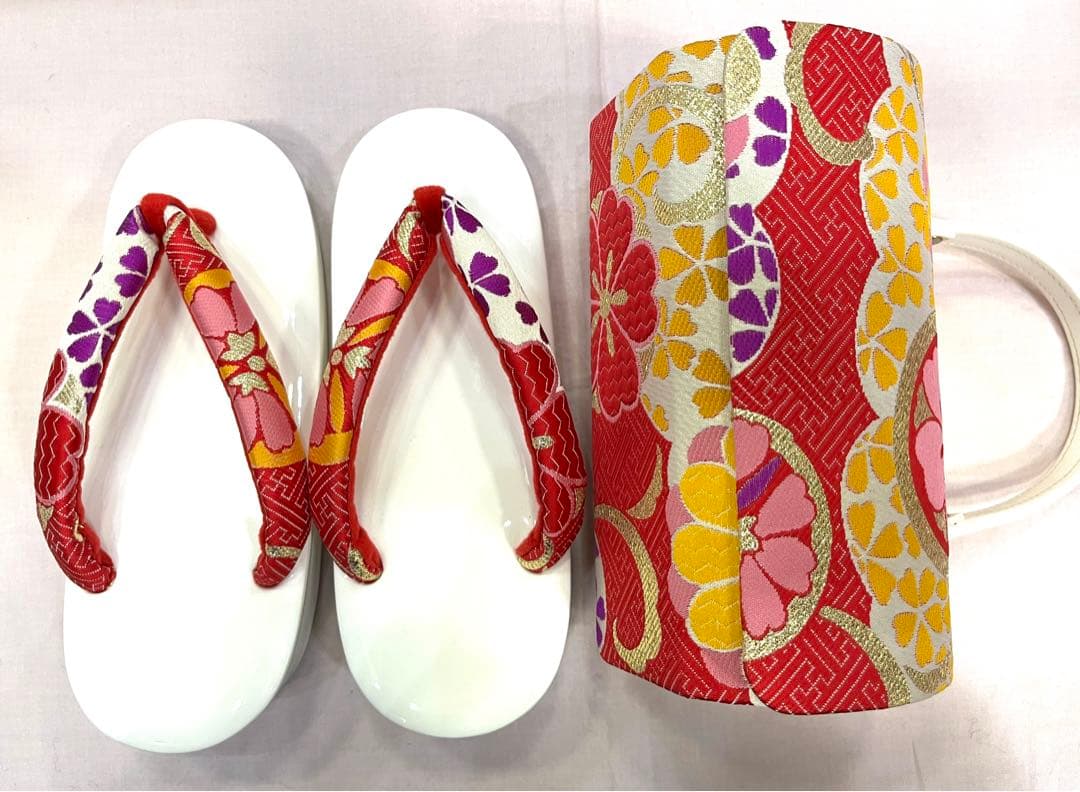 ７歳 式部浪漫ブランド　超かわいい豪華な筥迫・帯・草履バッグ・小物セット