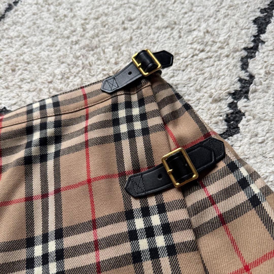 美品　burberrys プリーツ巻きスカート　ノバチェック　ベージュ　38