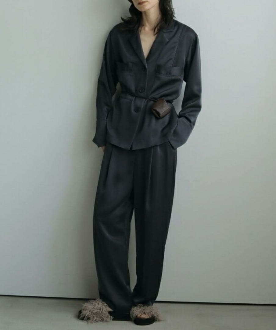 anuke アンヌーク Satin Tailored Shirtsセットアップ