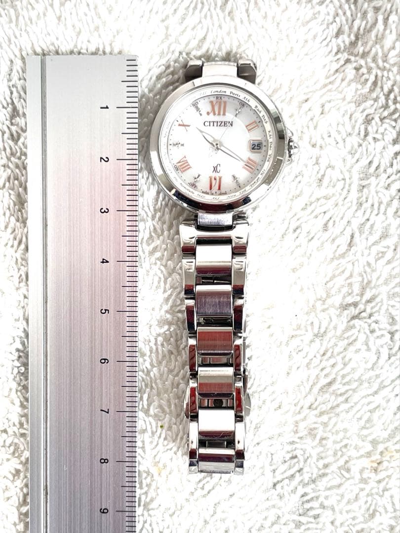 エミリン美品❣xC電波ソーラーH240 ハッピーフライト 白文字盤 稼働