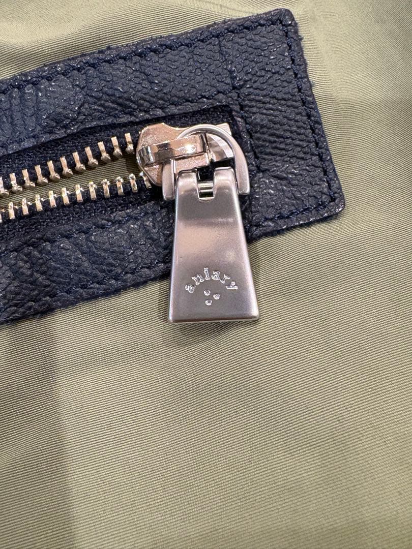 aniary アニアリ　レザー　ハンドバッグ　エコバッグ　ネイビー