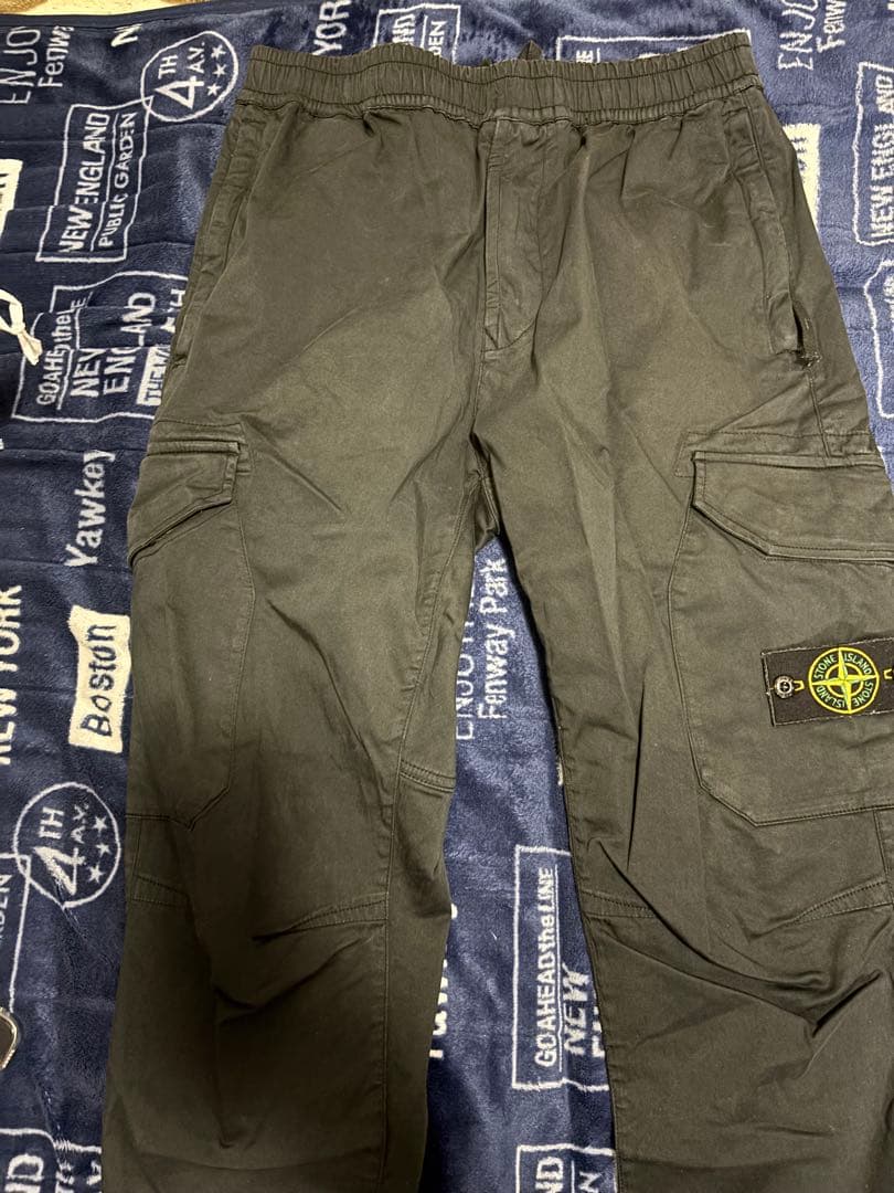 stone  ストーンアイランド ブラックカーゴパンツ