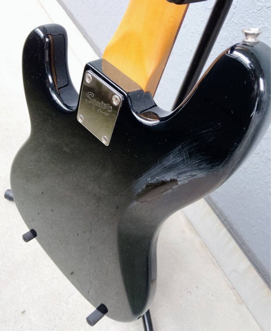 ベース Squier by Fender Precision BASS