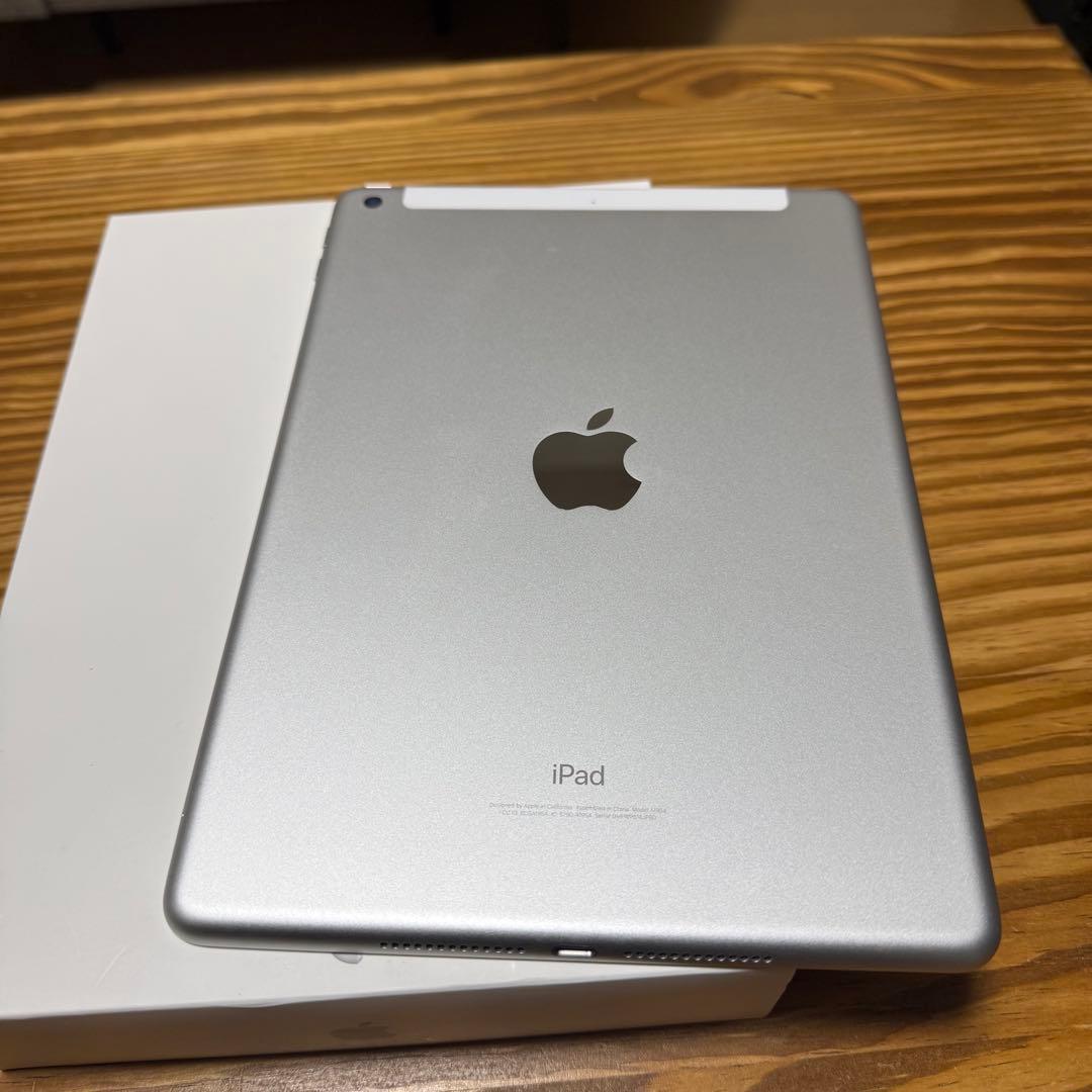 【状態良好】iPad 第6世代 32GB Cellularモデル