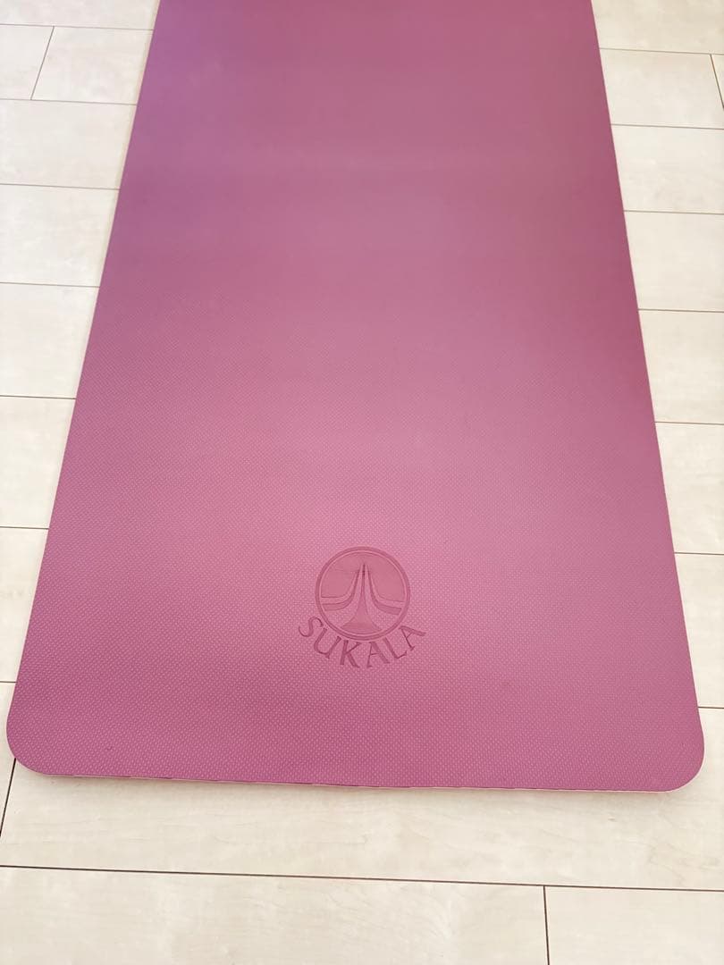 SUKALA ピンク ヨガマット 収納バッグ付き　ボトル付き