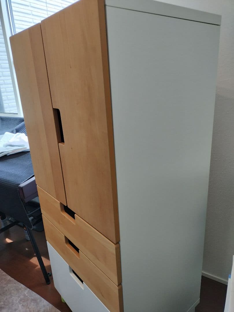 送料込:美品★IKEAイケアStuvaMaladキッズワードローブ※引取は割引