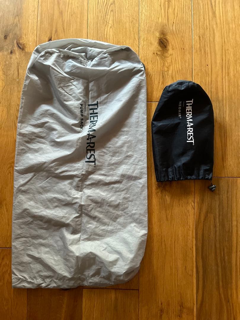 THERMAREST NeoAir Xライト　レギュラーサイズ