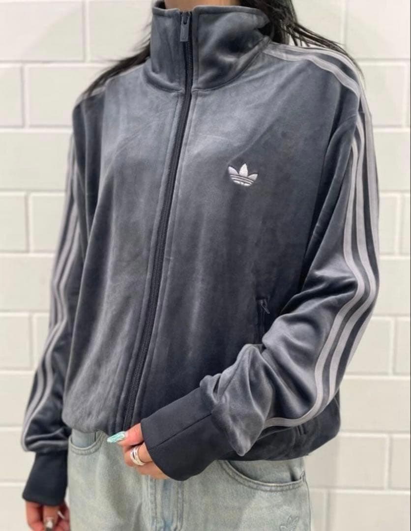 国内完売 ✨　アディダス トラックトップ ベロア ダークグレー 2XL