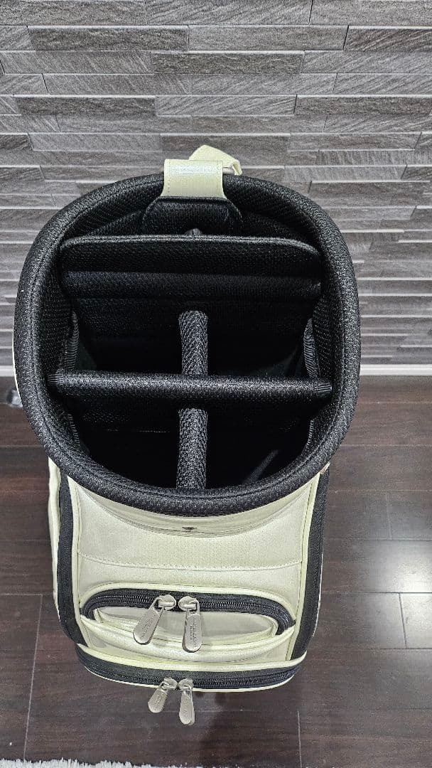 MASTER BUNNY EDITION キャディバッグ ホワイト エナメル