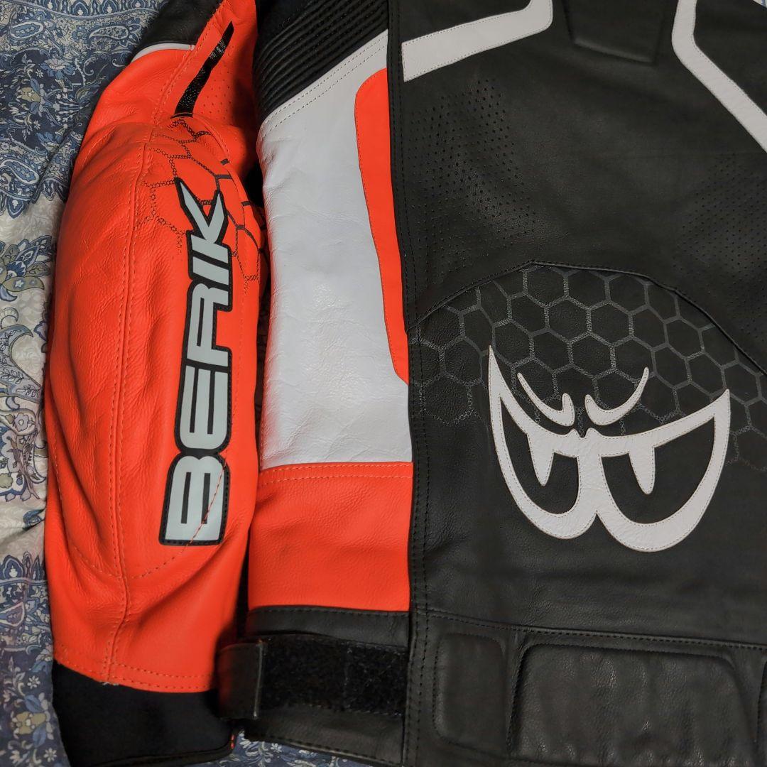 新品　ベリック　パンチング　レザージャケット　56サイズ　黒／白／赤　BERIK