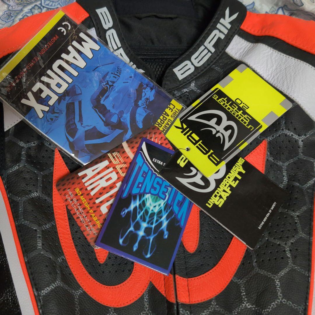 新品　ベリック　パンチング　レザージャケット　56サイズ　黒／白／赤　BERIK